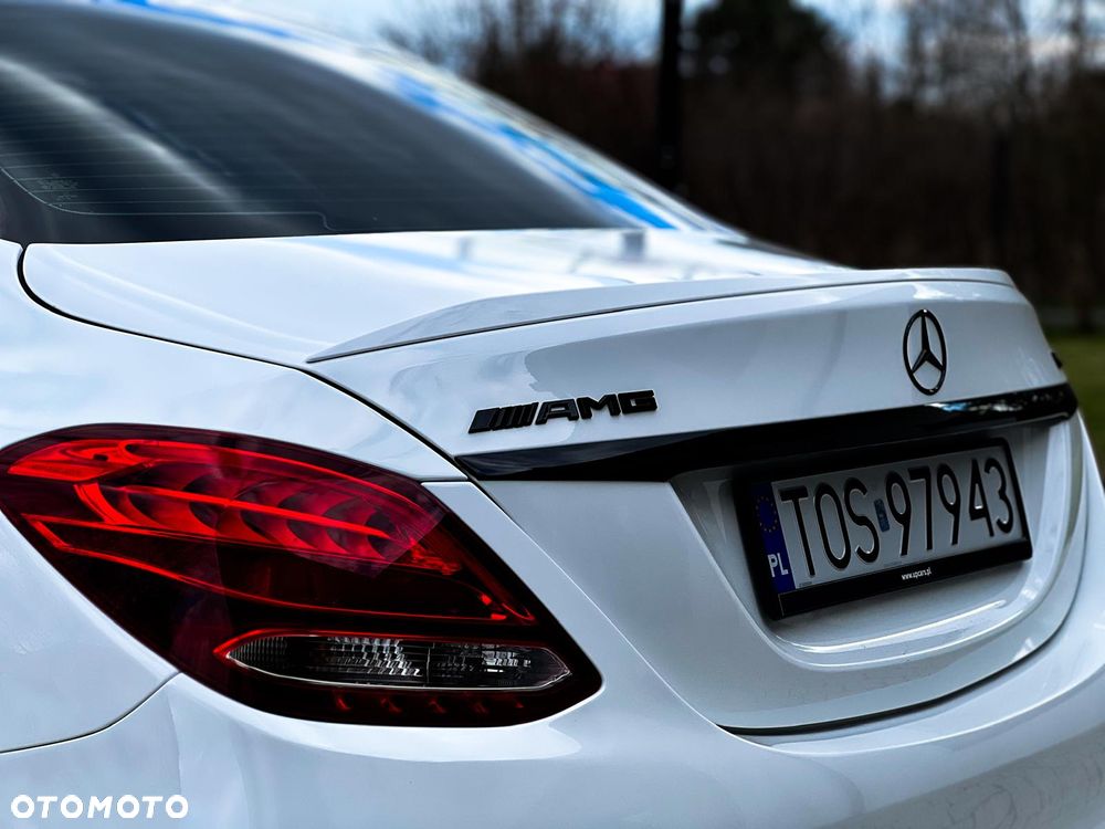 Mercedes-Benz Klasa C AMG 43 4Matic 9G-TRONIC - 15