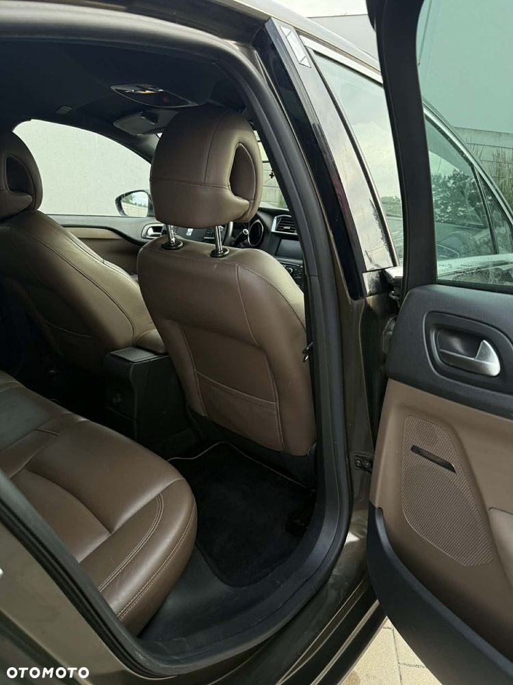 Citroën DS4 2.0 HDi Pure Pearl - 19