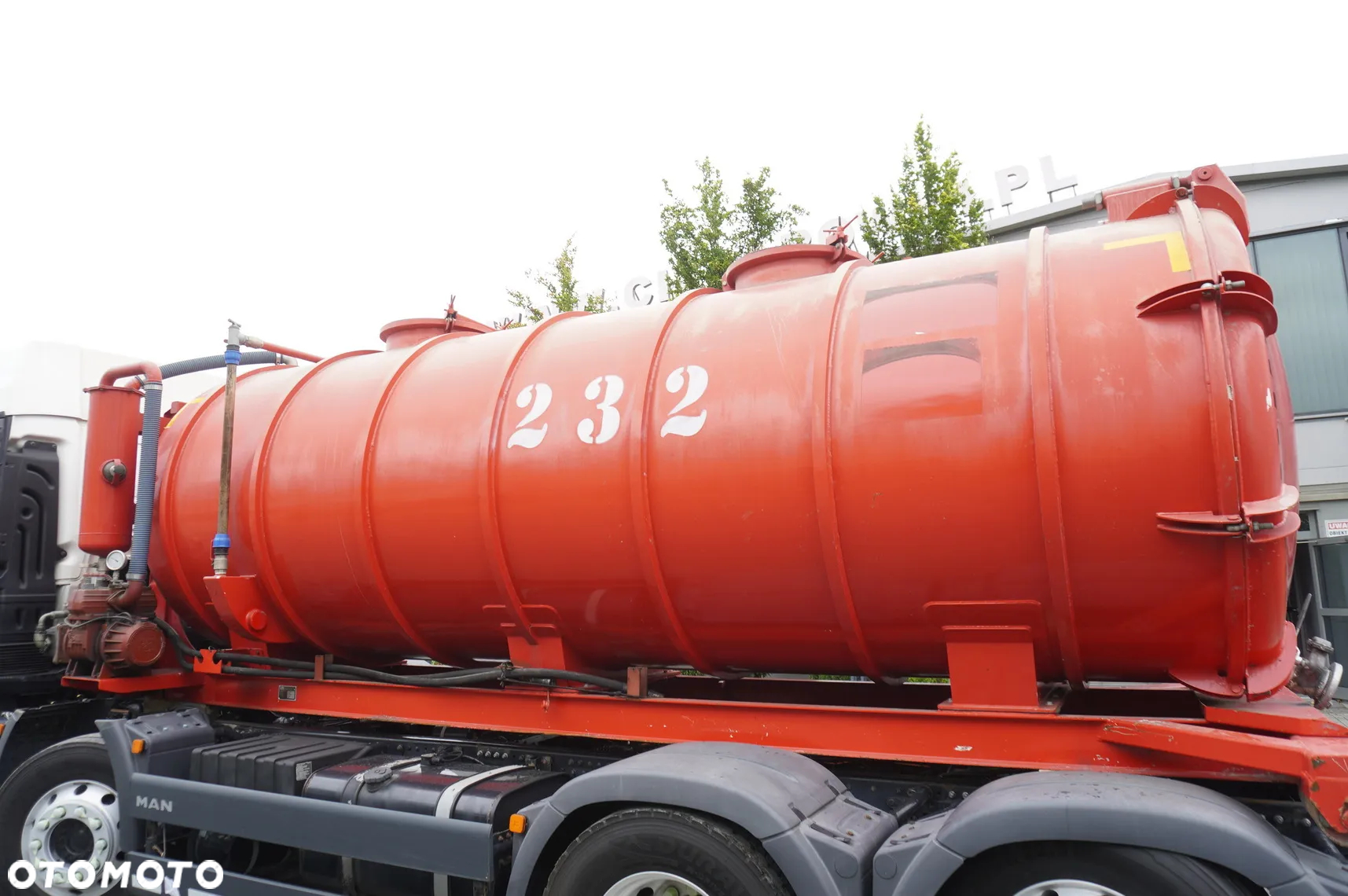 MAN TGS 35.420 8×2 / NOWA Beczka asenizacyjna 13000 l / 3 osie skrętne - 9