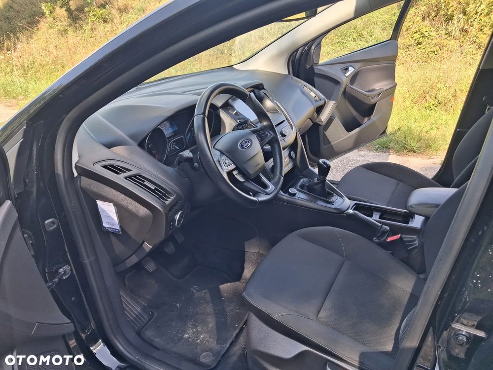 Ford Focus - 12
