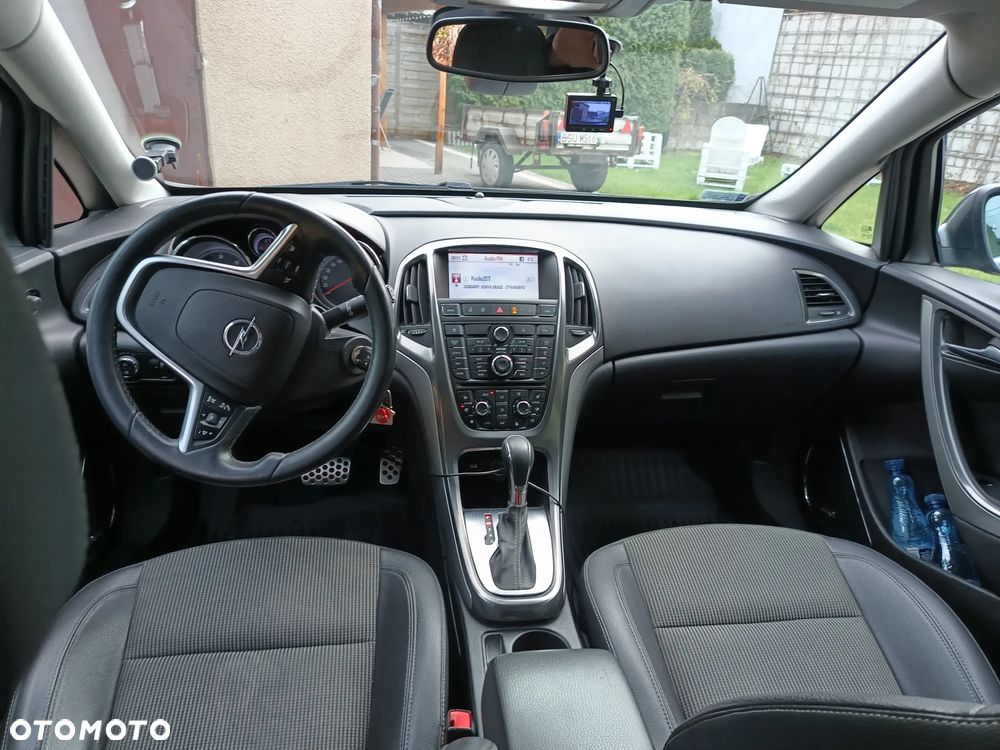 Opel Astra 2.0 CDTI DPF Automatik Cosmo - 5