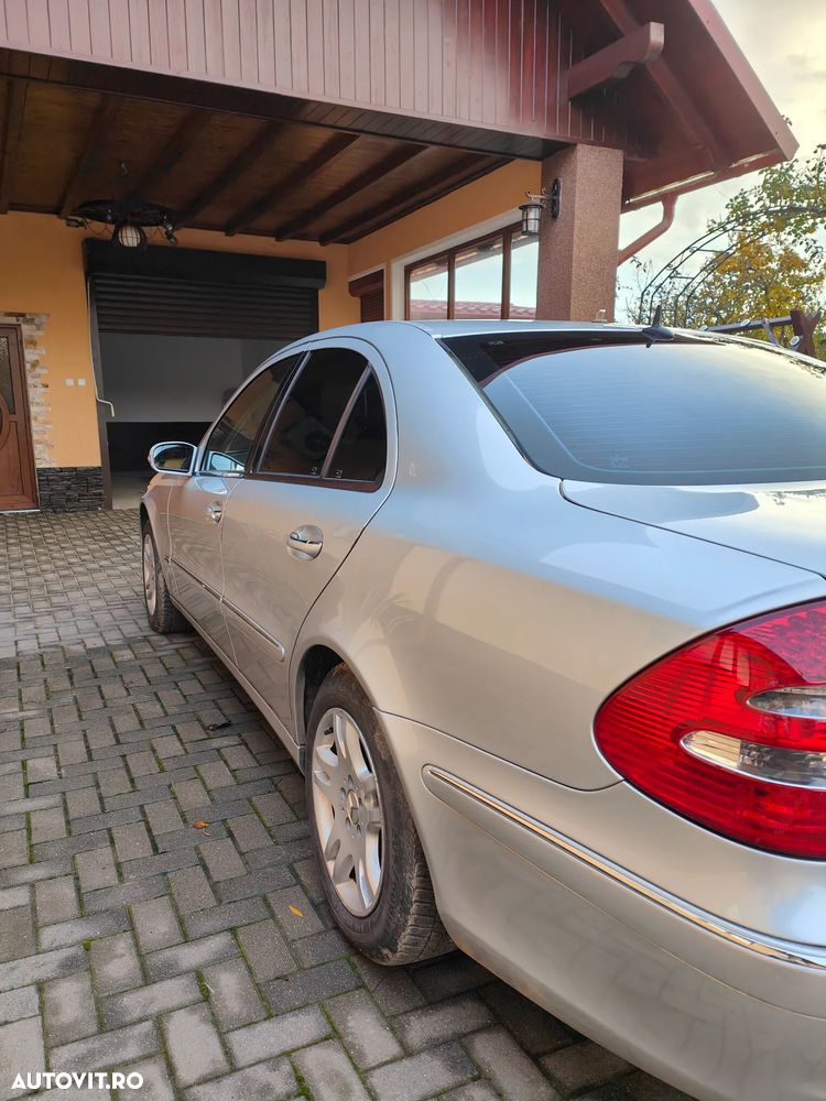 Mercedes-Benz E 220 CDI Automatik Elegance - 3