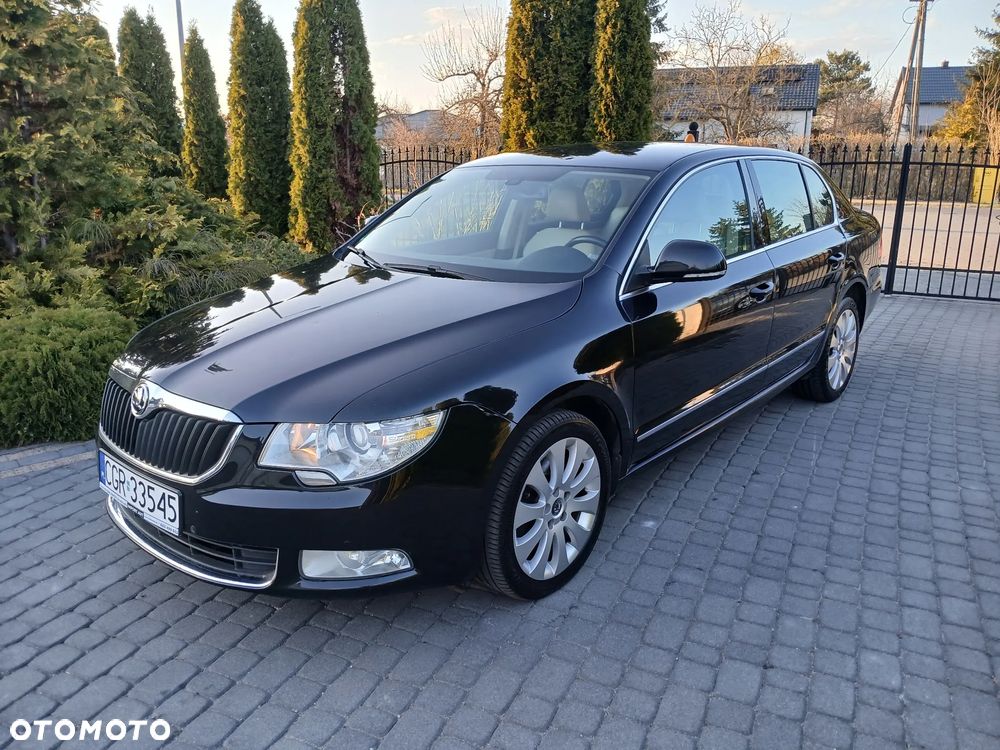 Skoda Superb 2.0 TDI Exclusive - 4