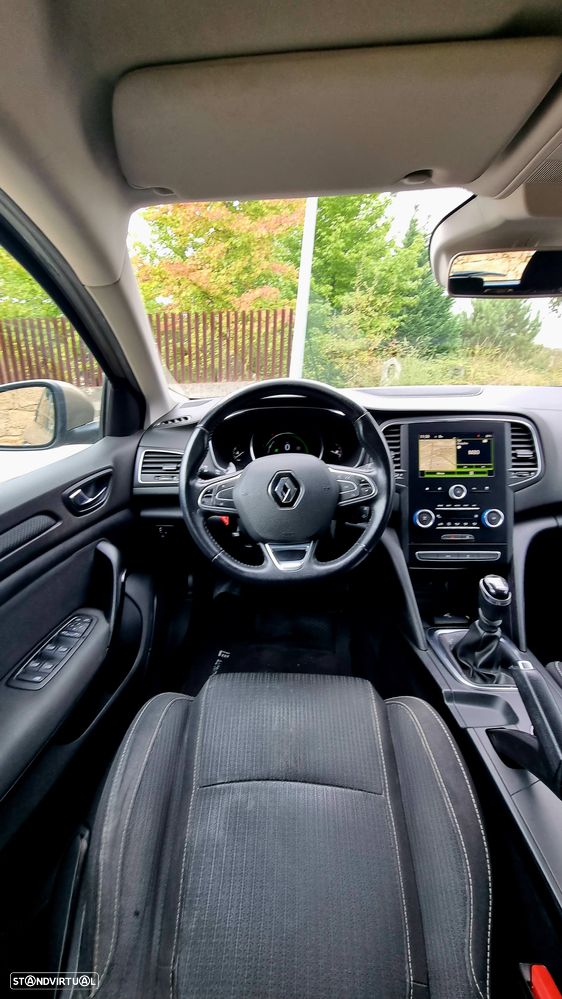 Renault Mégane Sport Tourer - 17