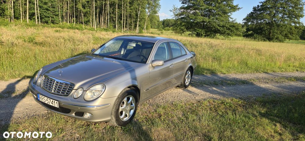 Mercedes-Benz Klasa E - 19