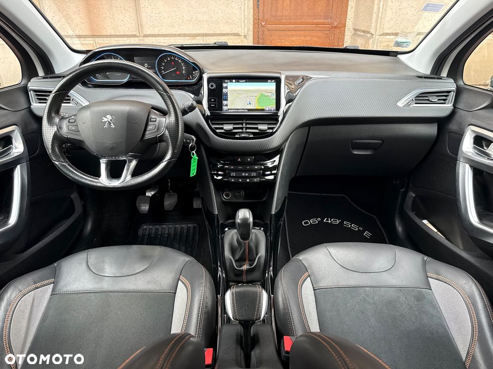 Peugeot 2008 1.2 Pure Tech GPF Crossway S&S - 31