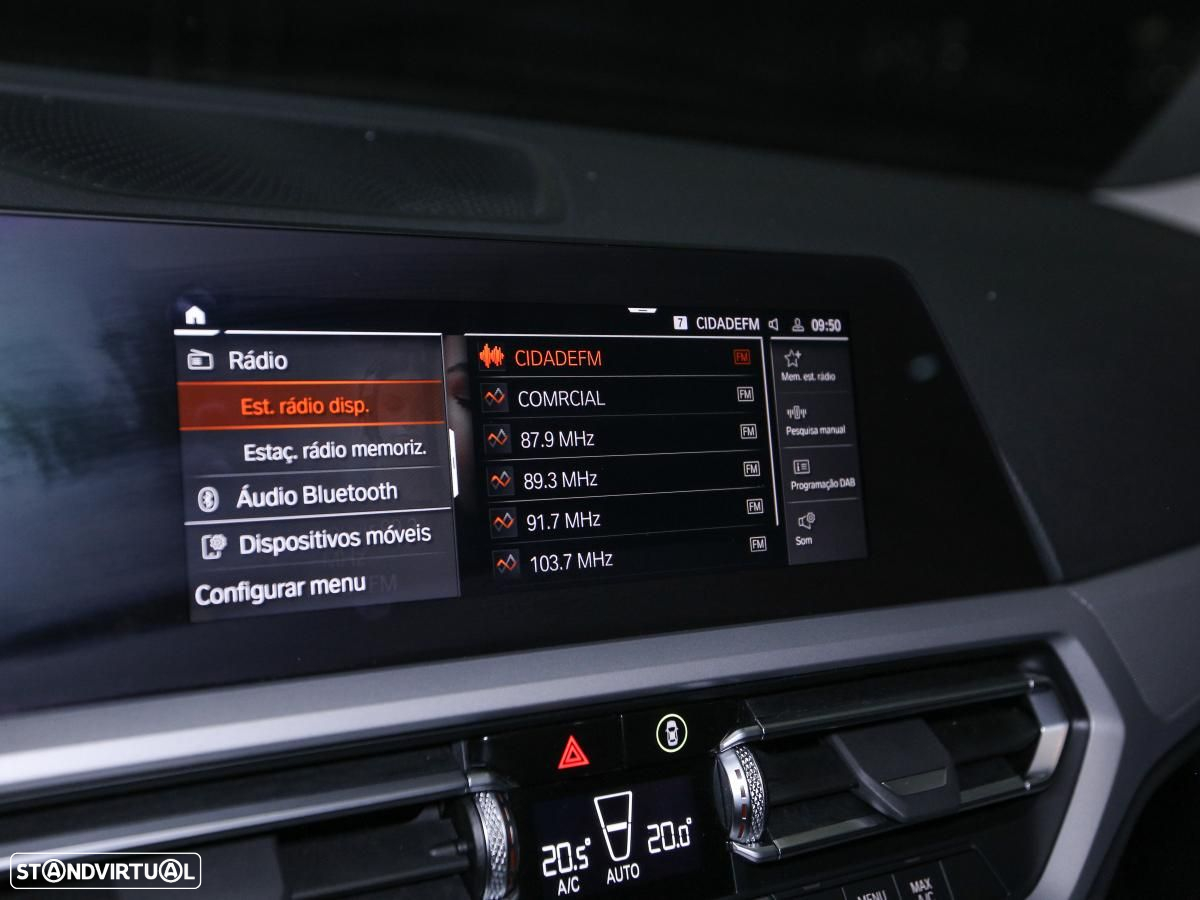 BMW 318 d Touring Auto - 24