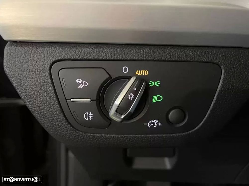 Audi Q5 Sportback 50 TFSIe quattro S tronic S line — fotografia 38
