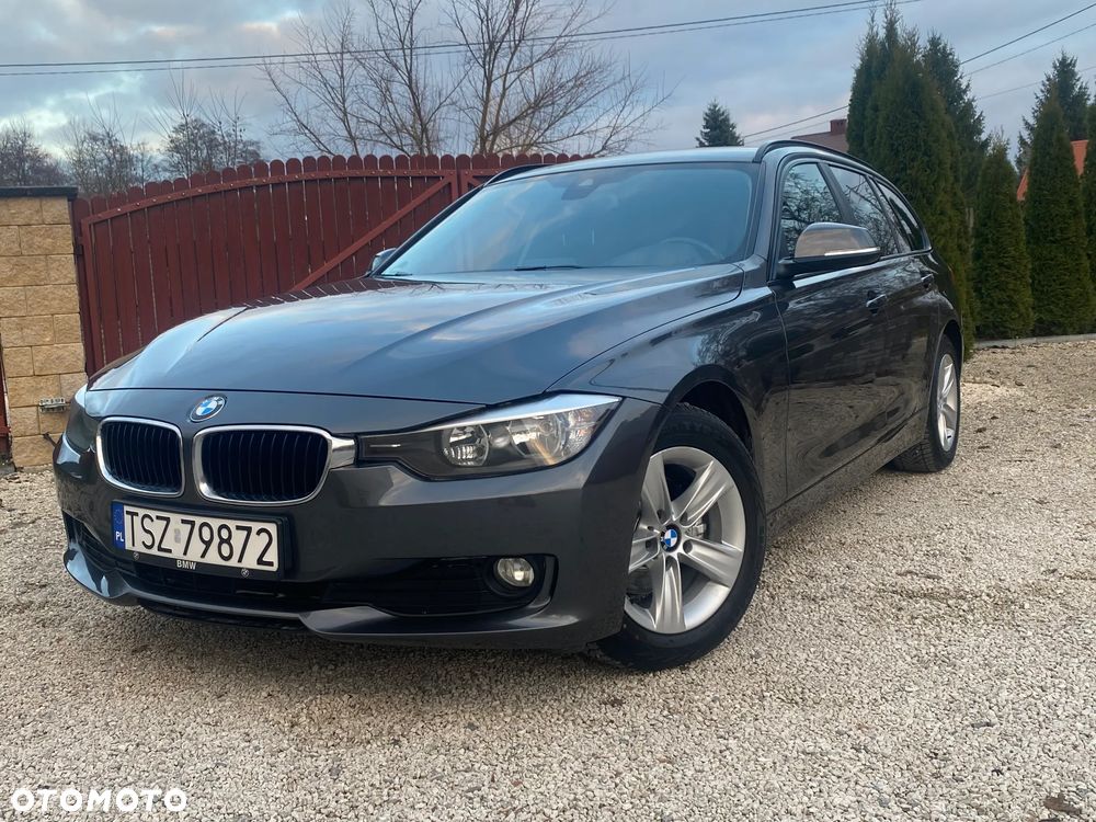 BMW Seria 3 2012 photo 2