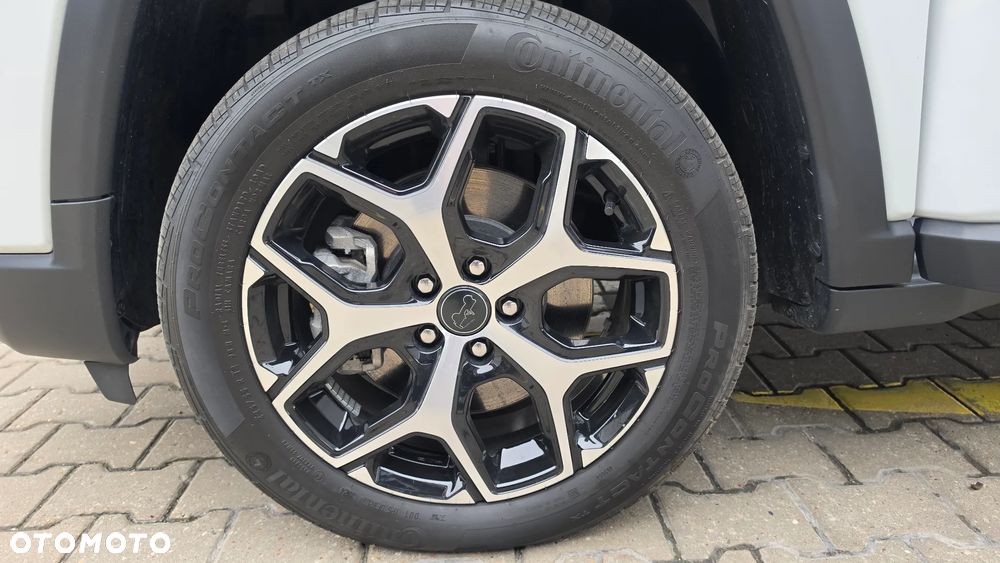 Jeep Compass - 36