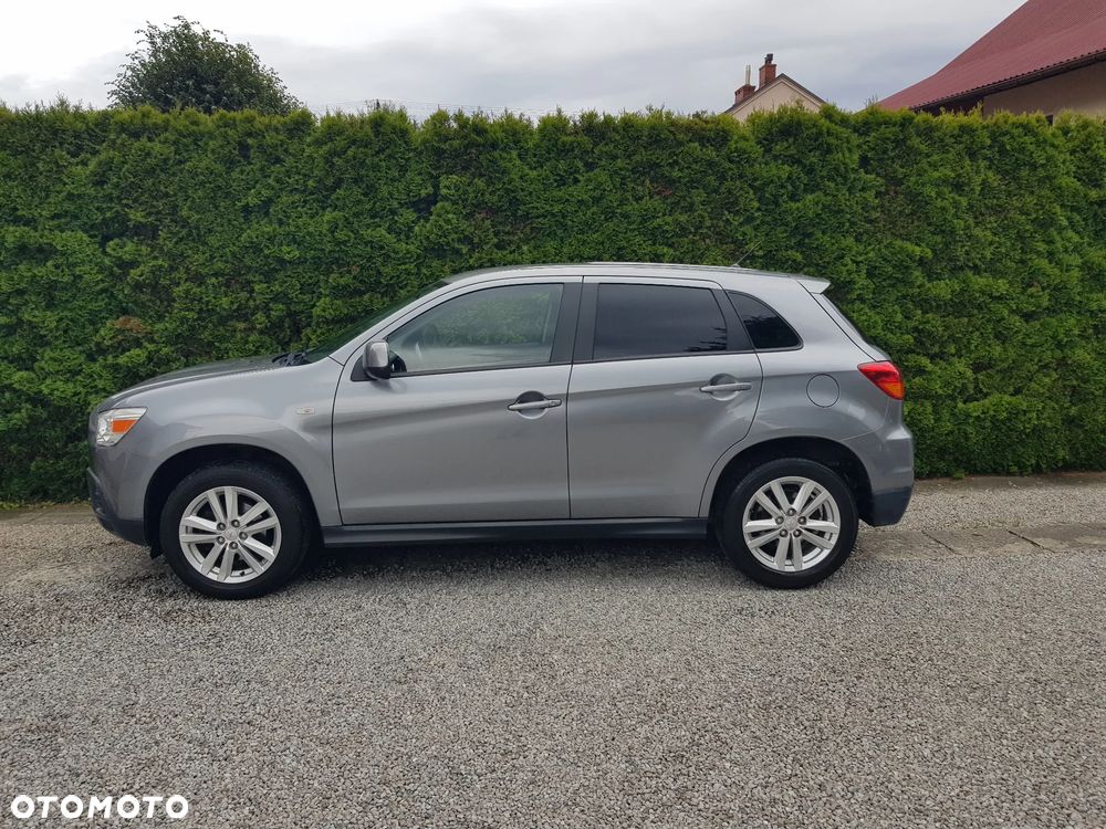 Mitsubishi ASX - 8