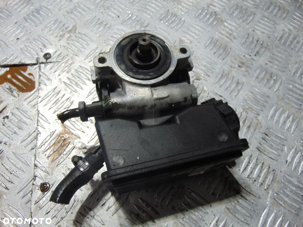 pompa wspomagania opel vectrac z22se 24432252