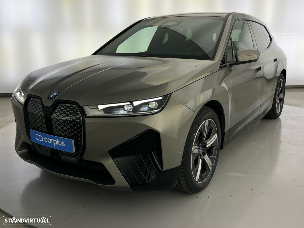 BMW iX xDrive 40 - 21