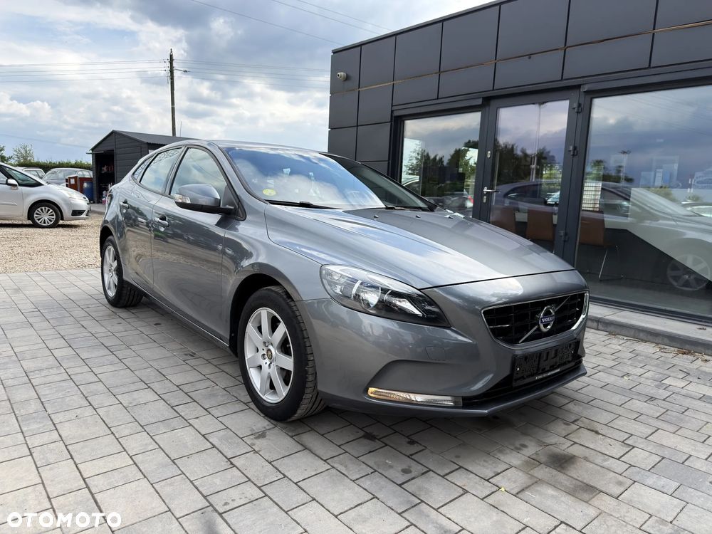 Volvo V40 D2 R-Design Momentum - 13