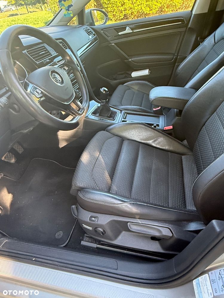 Volkswagen Golf 1.4 TSI BMT Comfortline - 16