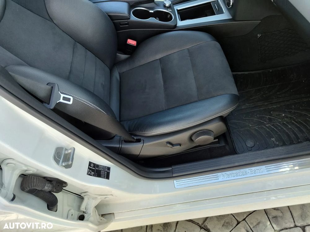 Mercedes-Benz GLK 220 CDI DPF 4Matic BlueEFFICIENCY 7G-TRONIC SPORT EDITION - 9