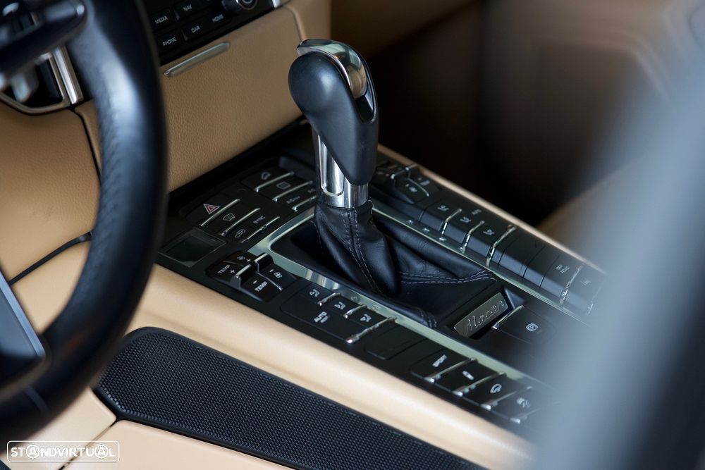 Porsche Macan 2.0T - 25