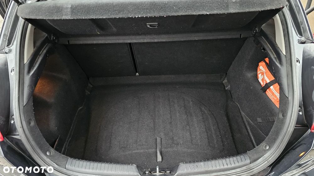 Kia ProCeed 1.4 M - 17