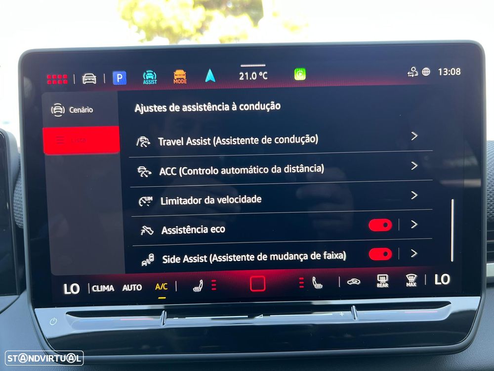 VW T-Roc 1.5 eTSI R-Line DSG - 34