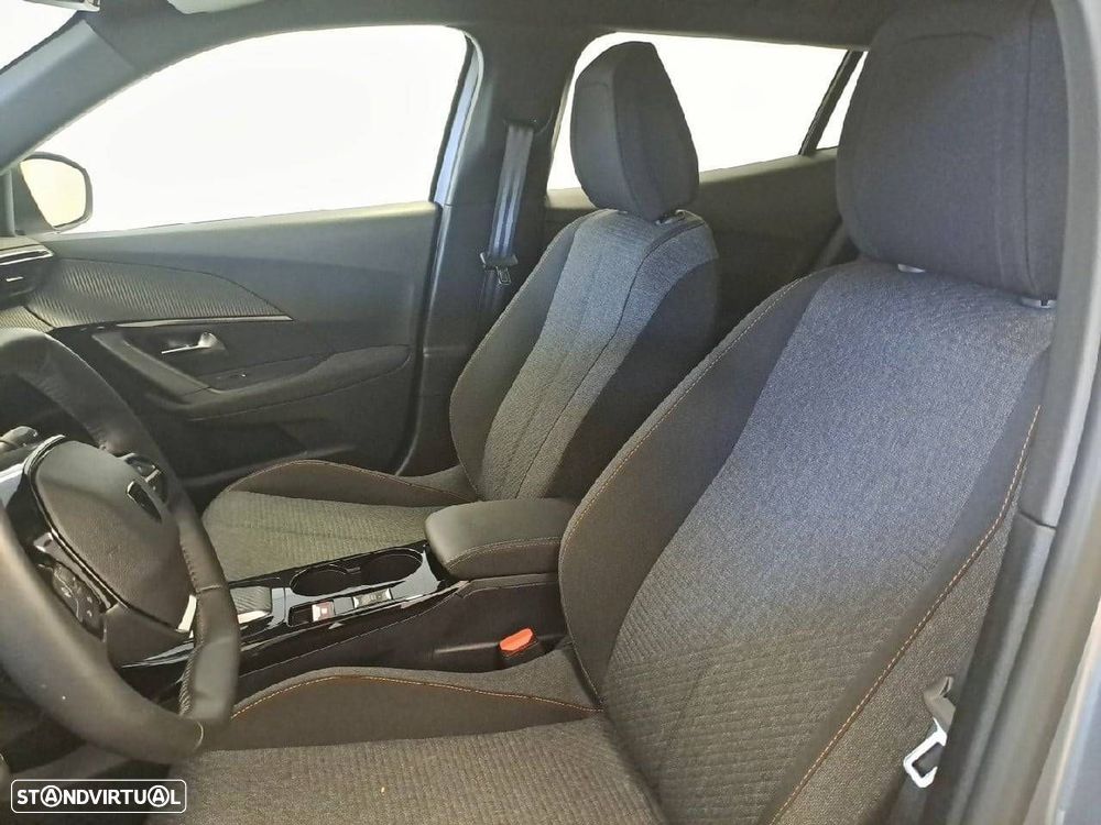 Peugeot e-2008 54 kWh Style - 9