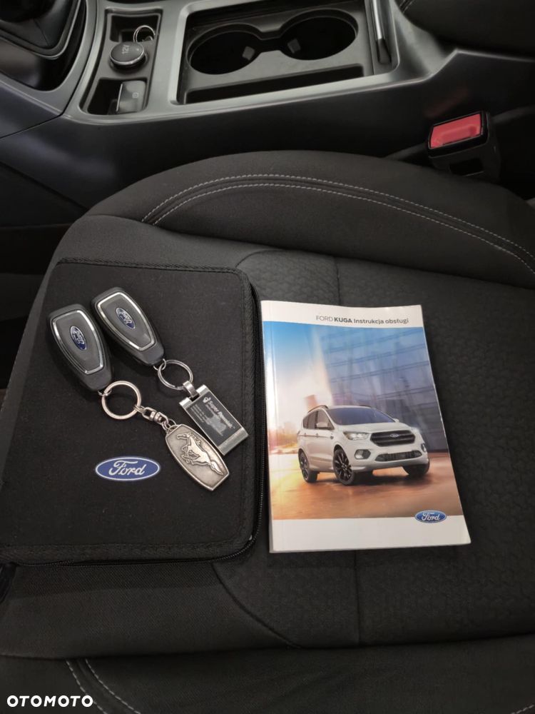 Ford Kuga - 9