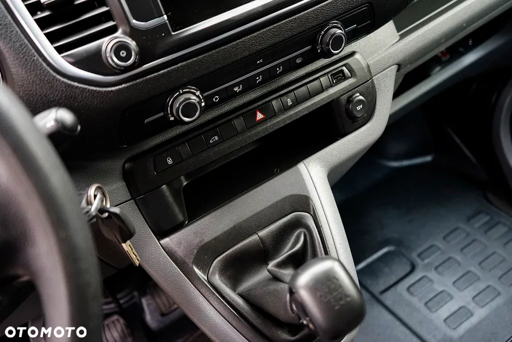Peugeot EXPERT - 23