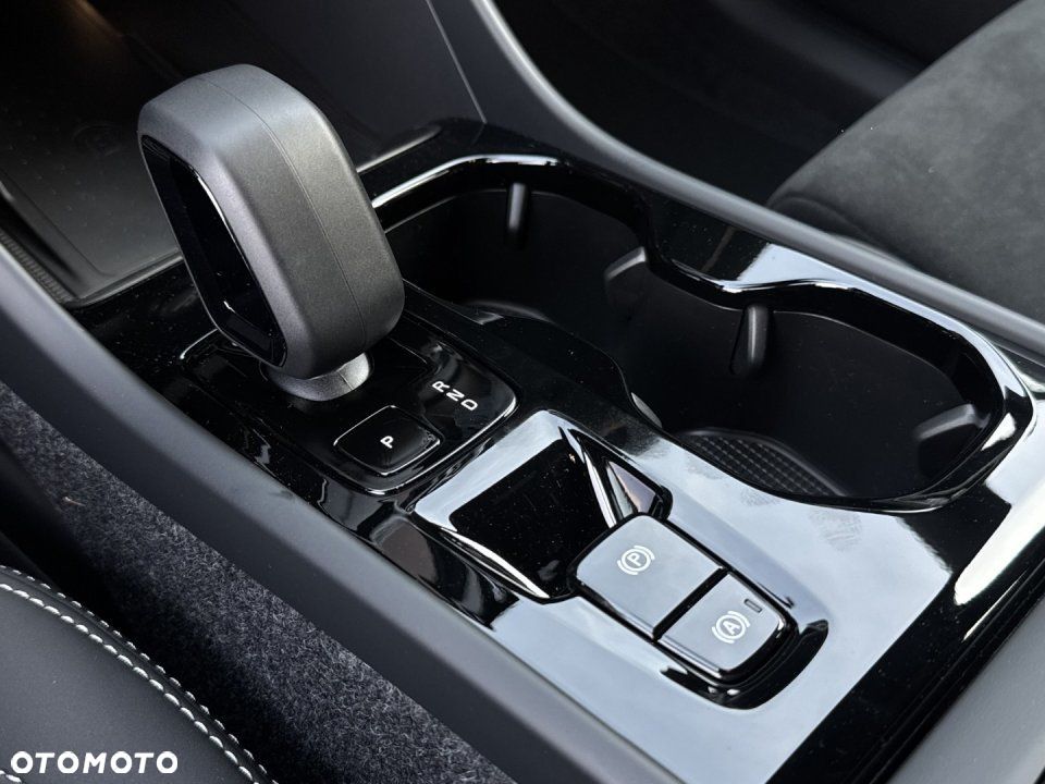 Volvo XC 40 - 20