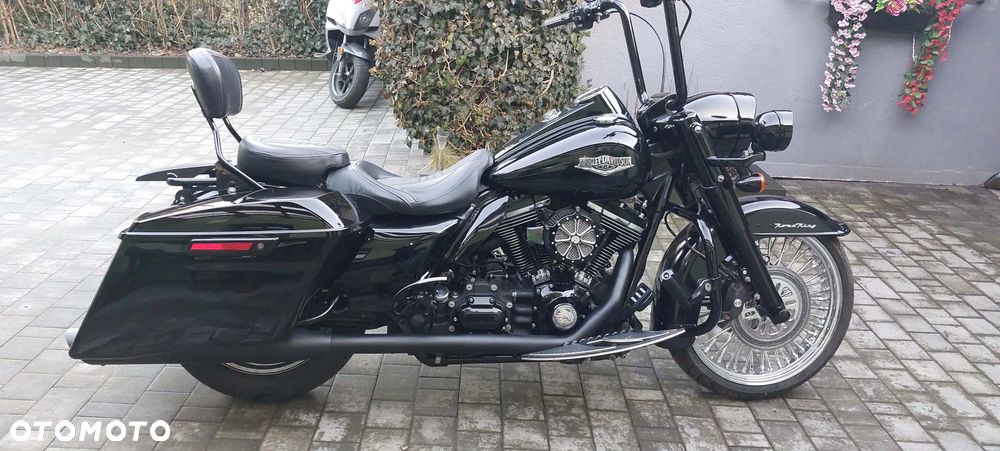 Harley-Davidson Touring Road King - 34