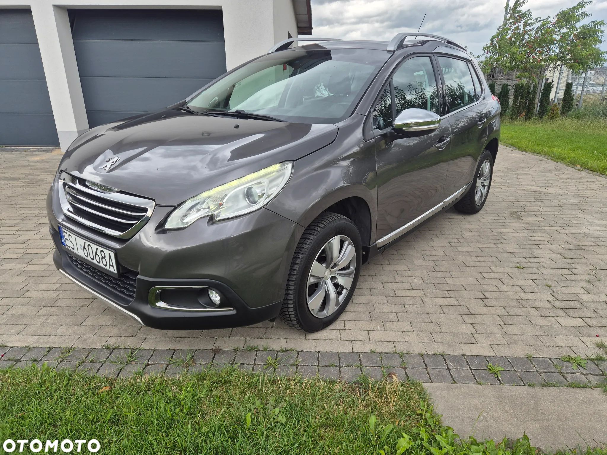 Peugeot 2008 1.2 Pure Tech Allure S&S - 1