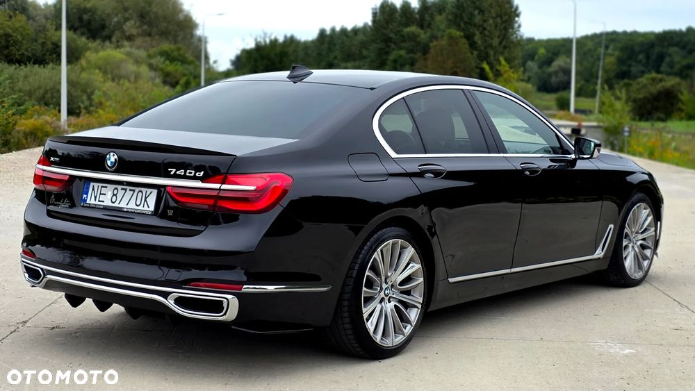 BMW Seria 7 - 15