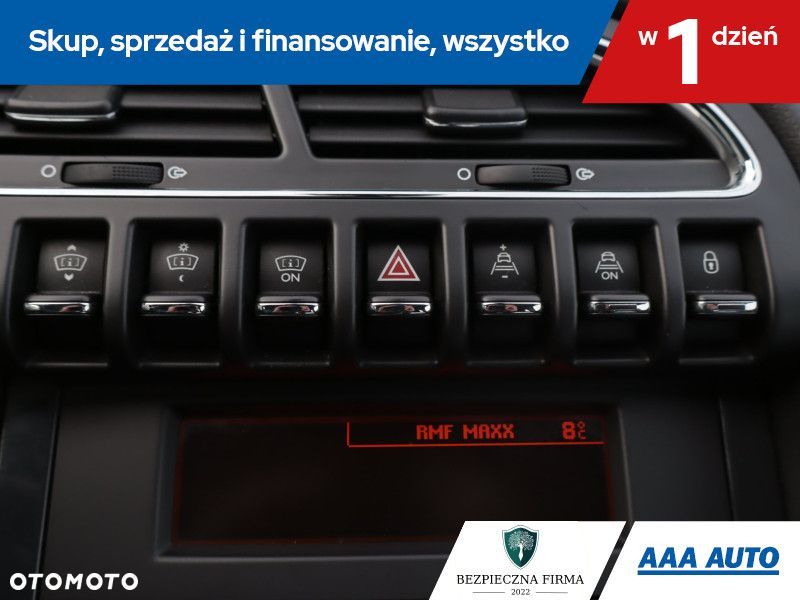Peugeot 3008 - 18