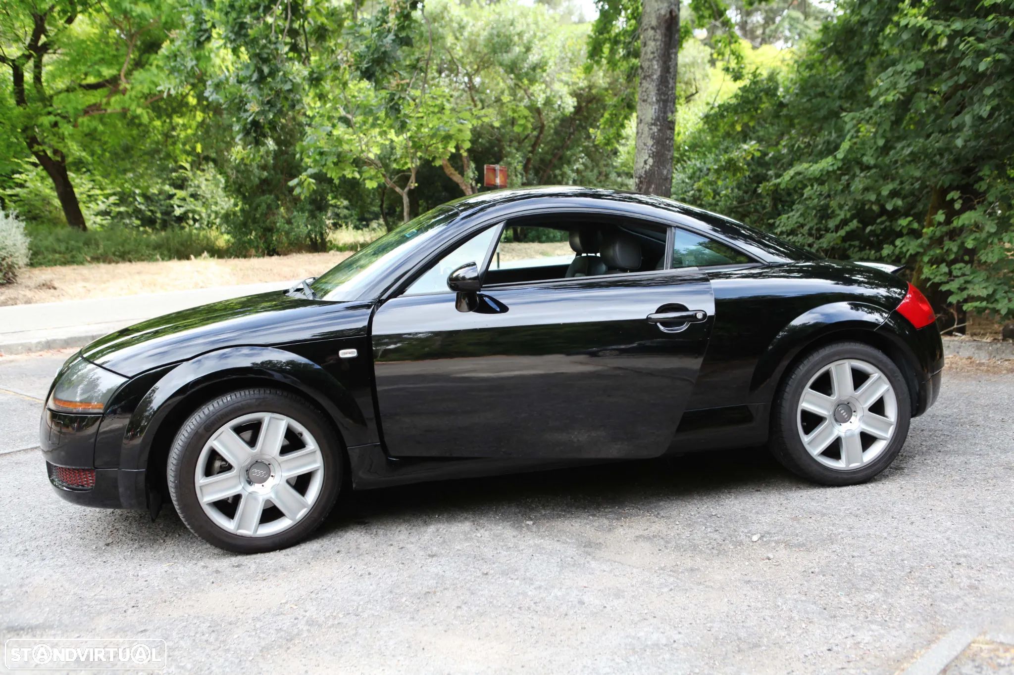 Audi TT Coupé 1.8 T - 1