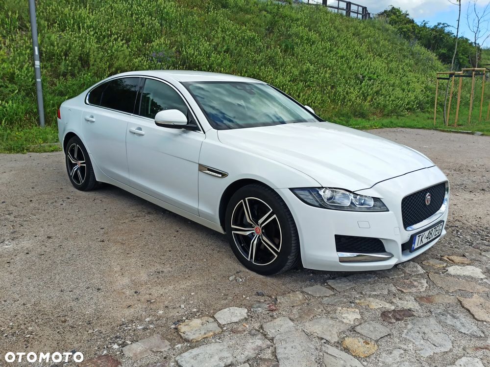Jaguar XF 2.0 i4D Prestige - 5