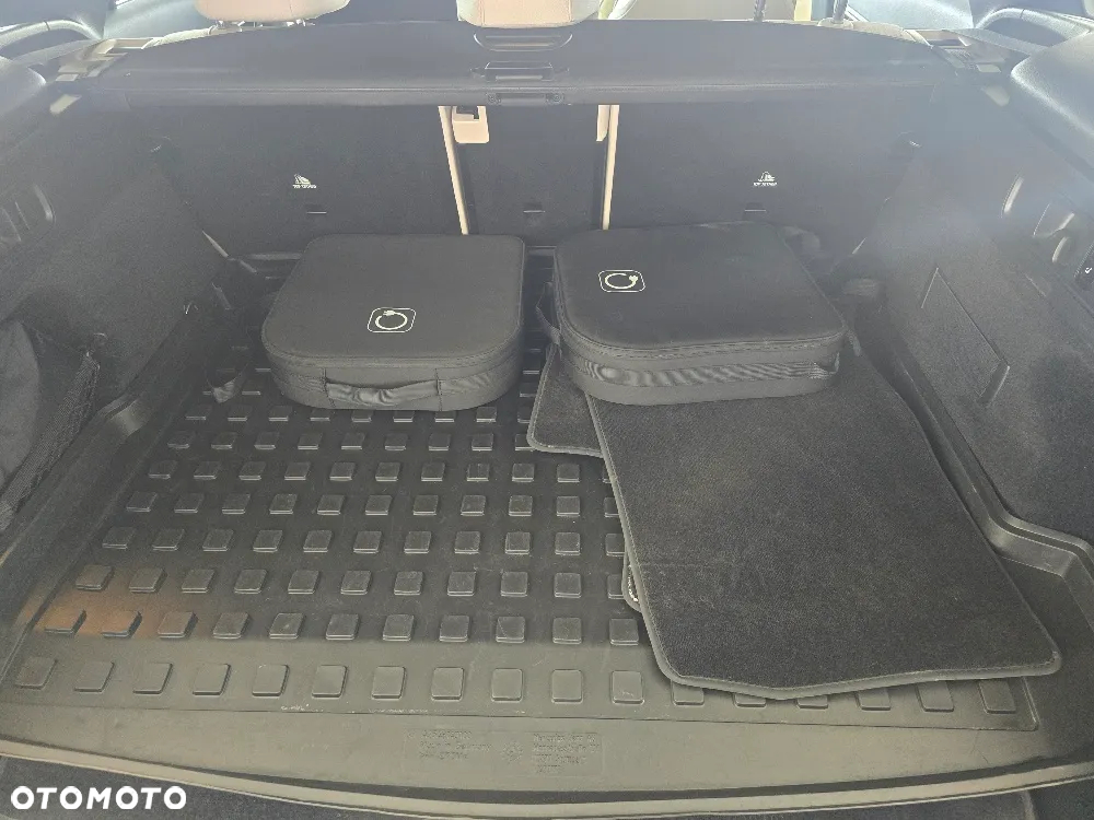 Mercedes-Benz GLC 300 e 4-Matic - 10
