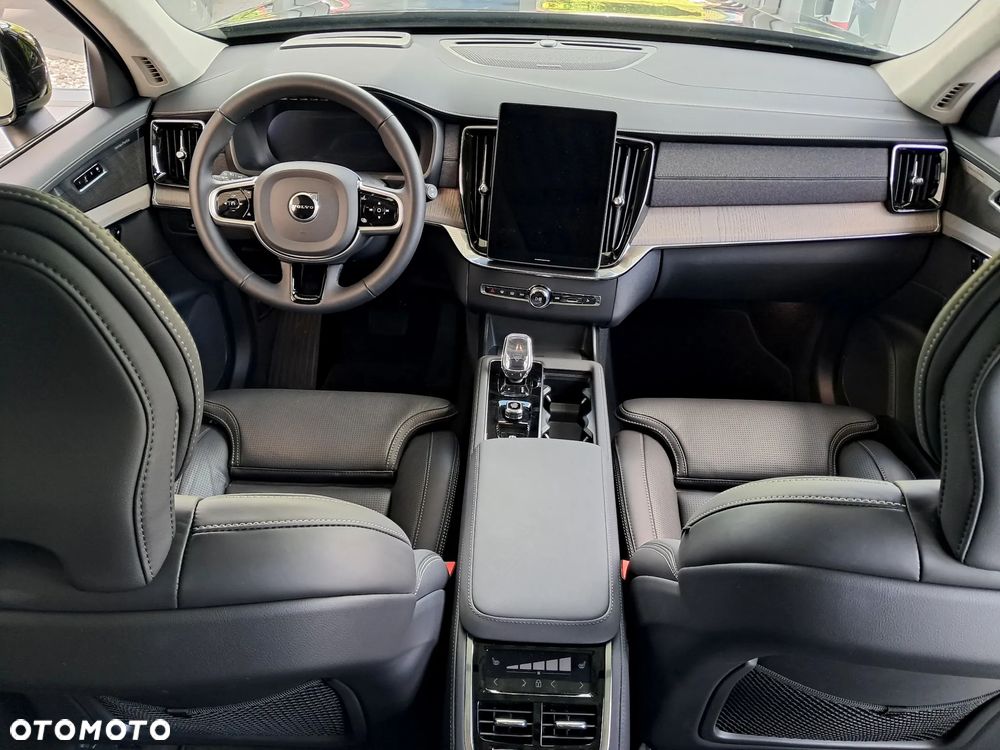 Volvo XC 90 B5 B AWD Ultra Dark 7os - 22