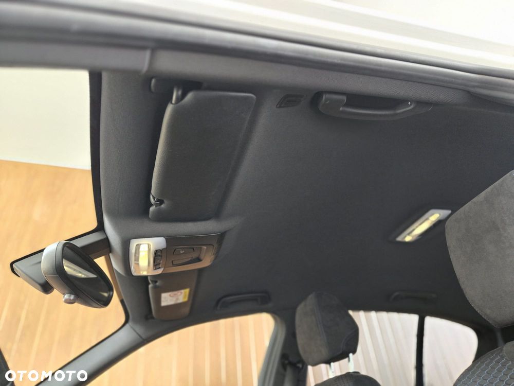 BMW Seria 1 118i M Sport - 15