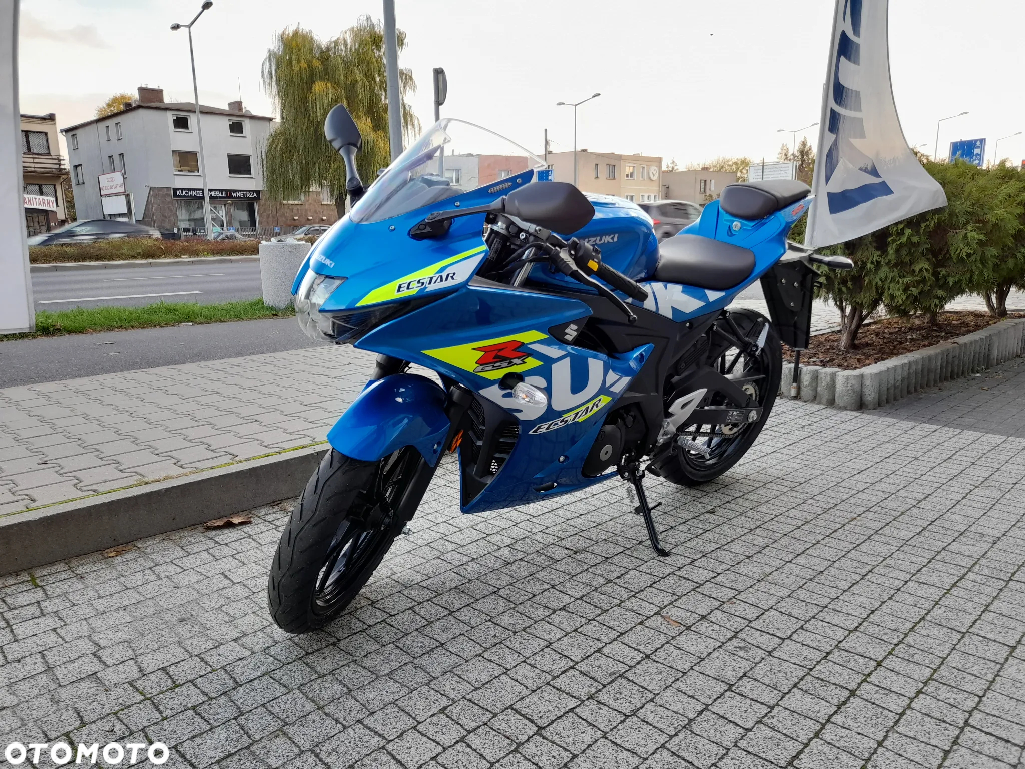 Suzuki GSX-R - 6