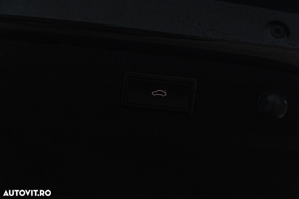 Skoda Superb 2.0 TDI DSG Style - 22