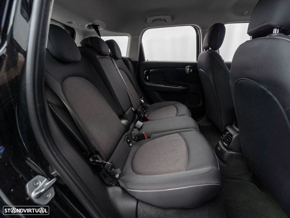 MINI Countryman Cooper SE Premium Essential Auto - 38