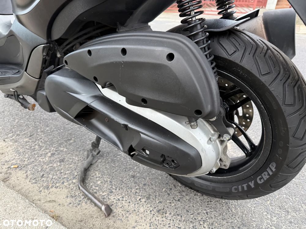 Piaggio Beverly - 20