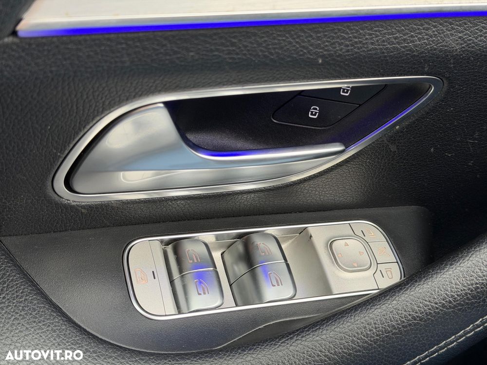 Mercedes-Benz GLE 300 d 4MATIC 9G-TRONIC AMG Line - 24