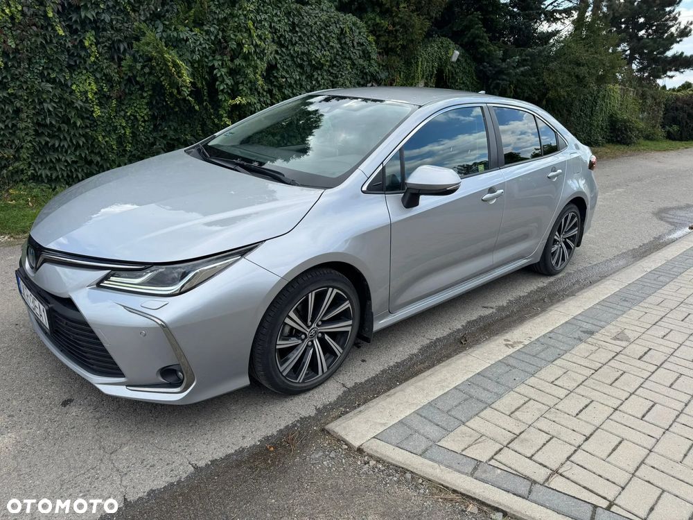 Toyota Corolla 1.8 Hybrid Comfort - 1