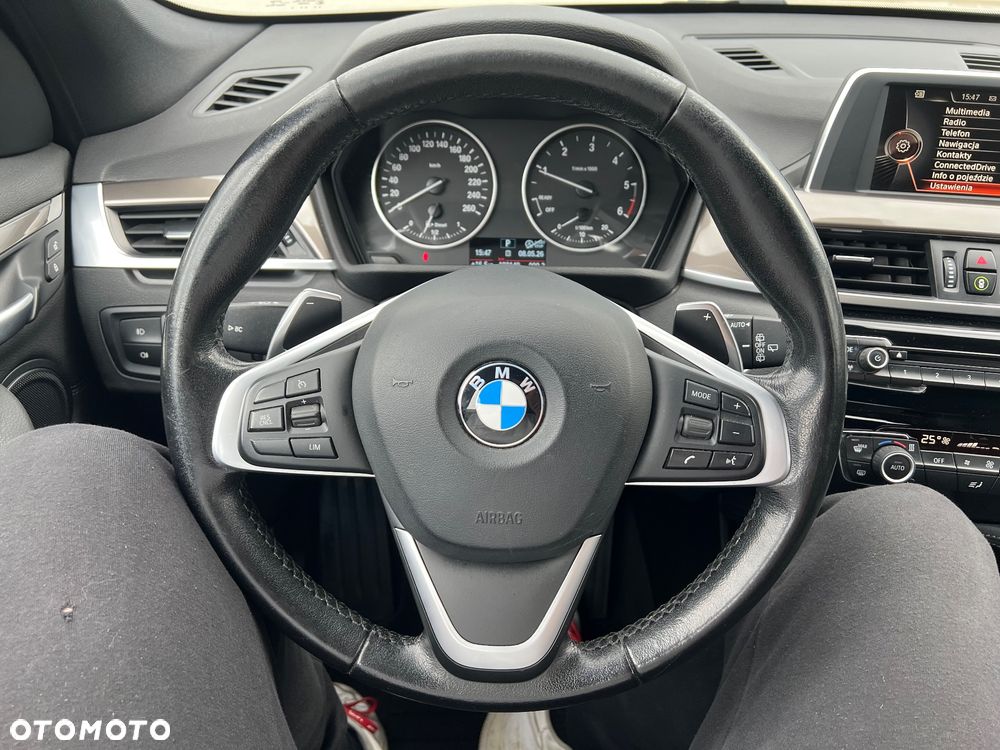 BMW X1 xDrive18d Sport Line - 12