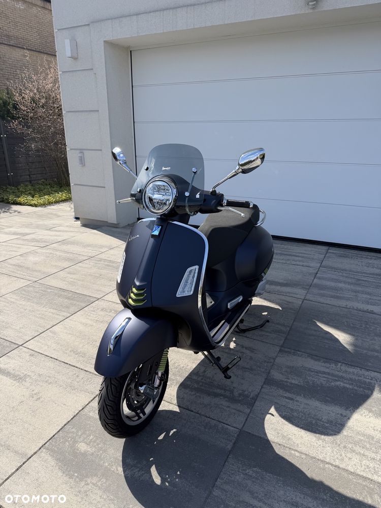 Vespa GTS - 2