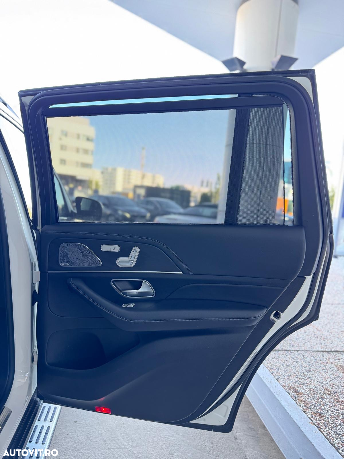 Mercedes-Benz GLS 450 4Matic 9G-TRONIC Exclusive - 25