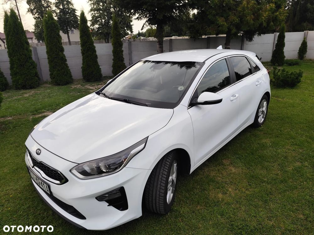 Kia Ceed 1.6 CRDi SCR L Business Line Plus - 23