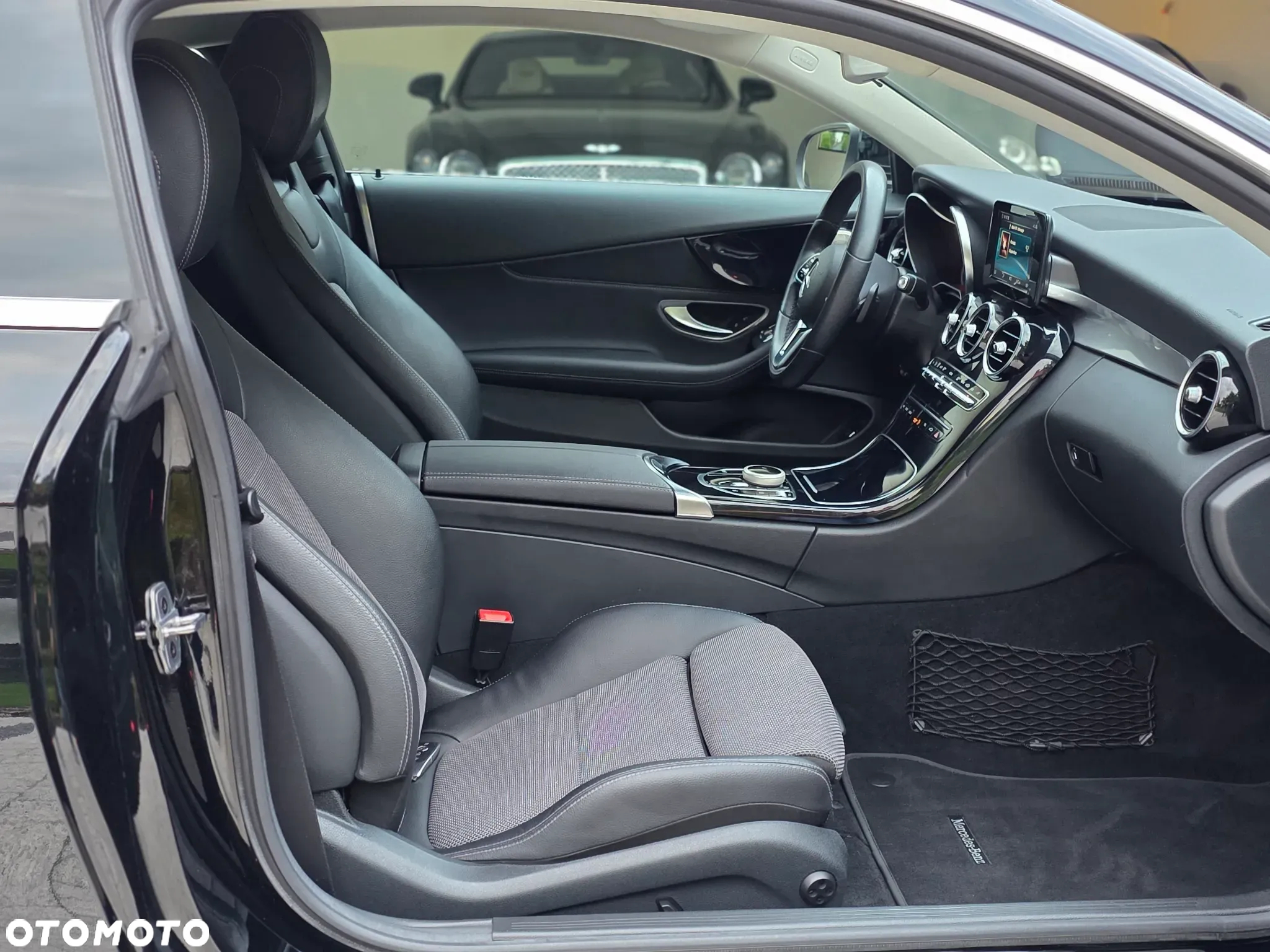 Mercedes-Benz Klasa C 300 4MATIC 9G-TRONIC - 20