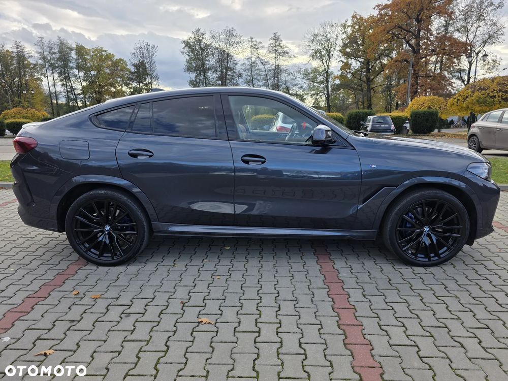 BMW X6 xDrive40i - 17