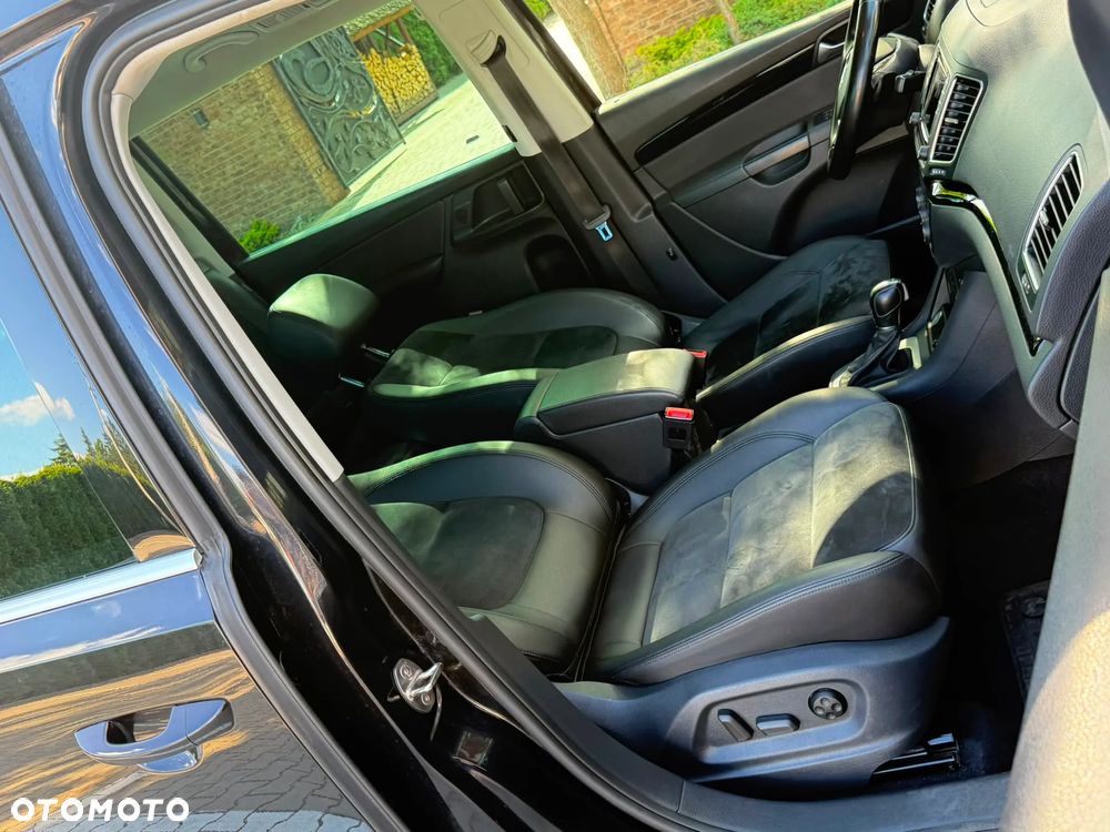 Volkswagen Sharan 2.0 TDI DSG (BlueMotion Technology) Highline - 26