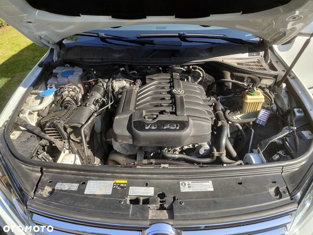 Volkswagen Touareg - 12